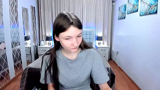 NikaRain's Live XXX Chat