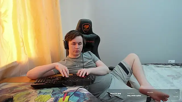 iliaskrislove live XXX chat