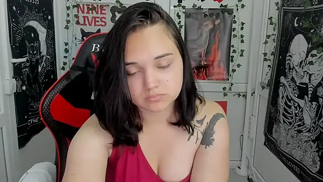 Caroline_cutte: απευθείας συνομιλία ΧΧΧ