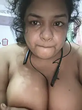 XXX chat uživo modela Deborbhavi222