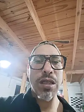 Boy-Bug Webcamshow