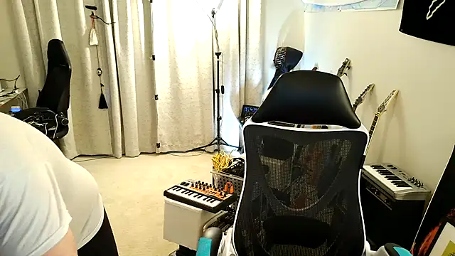 Check-Mate élő XXX-chatje