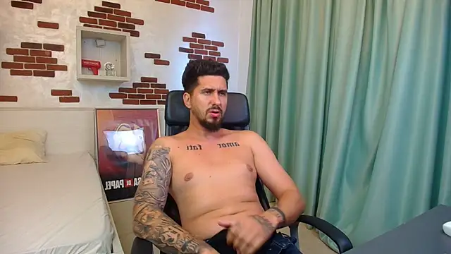 LoganStroud Live XXX-chat