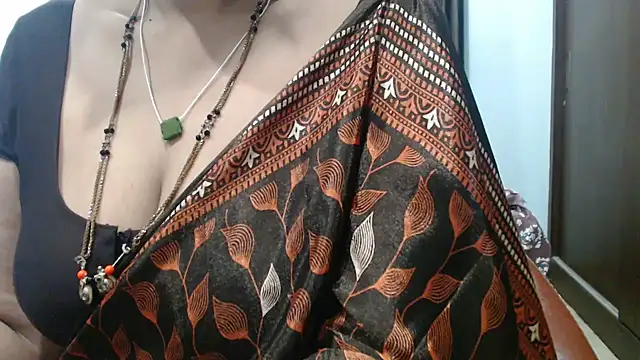 sunitha-3 Live XXX-Chat