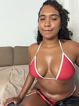 MilaTeenX Adlı Modelin Canlı XXX Sohbeti