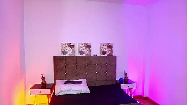 Ethan_Briggs_ Live XXX-Chat