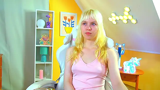 Chat +18 de HannahHollis ao vivo
