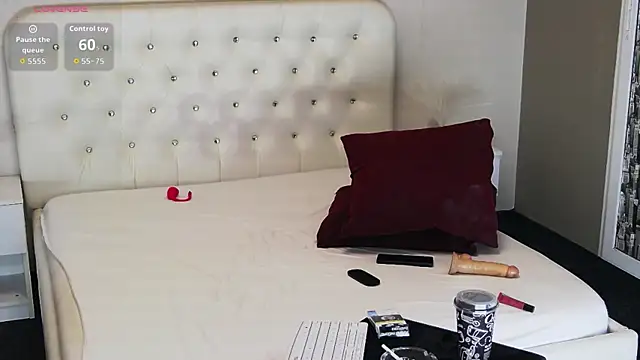 MellanieBliss Chat XXX live