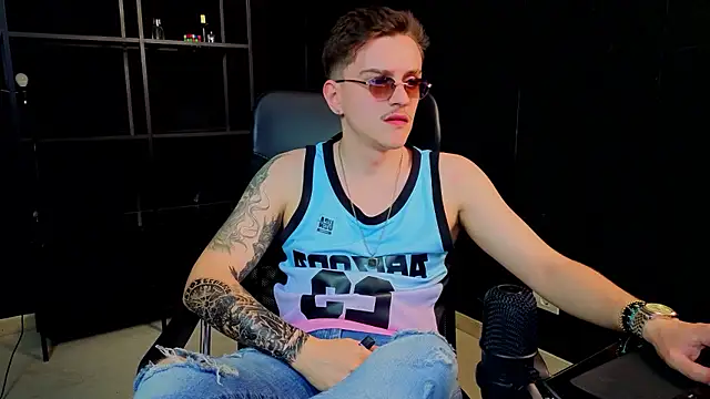 XXX chat uživo modela FelixStarkk