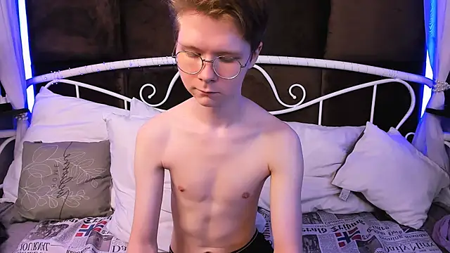 DanielSanders – Naživo XXX chat