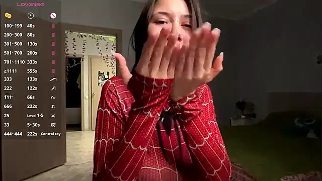 OlivaRotundo's Live XXX Chat