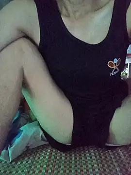 Hillary-01's Live XXX Chat