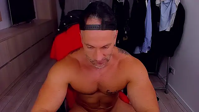 MarisMuscle লাইভ XXX চ্যাট