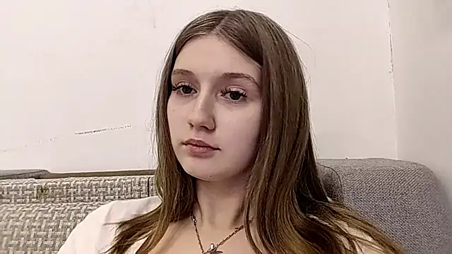 DanicaMazon élő XXX-chatje
