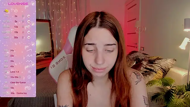 CharliGrace_ Adlı Modelin Canlı XXX Sohbeti