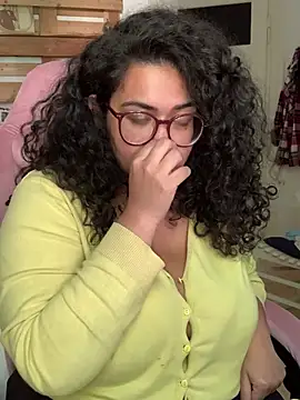 Curvydesifromgermany Chat XXX live