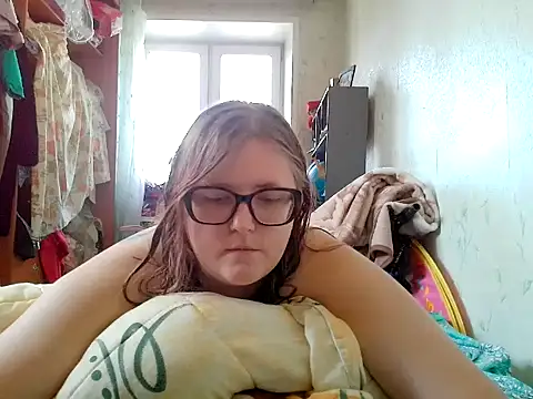 DesireMelissa élő XXX-chatje