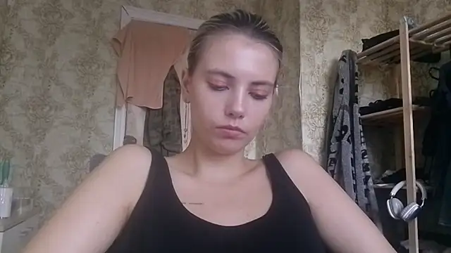 Helen18glo élő XXX-chatje