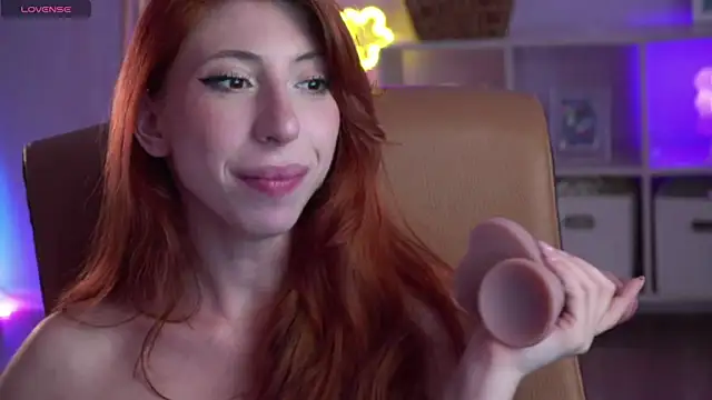 Mia_Daddysgirl_ élő XXX-chatje