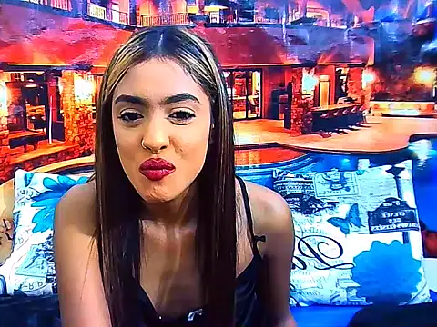 Chat +18 de IndianPretty14u2Luv ao vivo