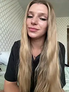 adel_secret's Live XXX Chat