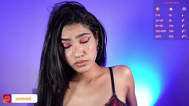 chiarabrielle00's Live XXX Chat