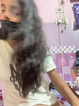 Chat +18 de Sandhya_77 ao vivo