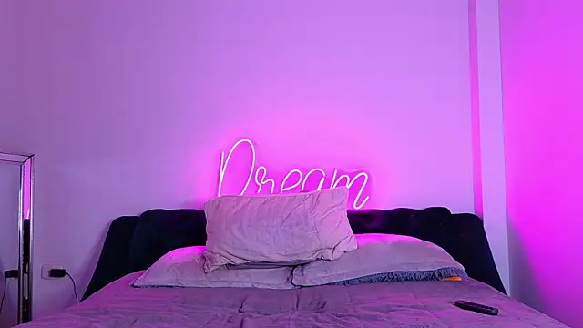 Bimbo_sofi Live XXX Chat