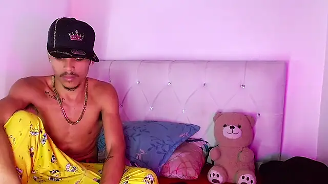 Angel_foxc13のライブXXXチャット