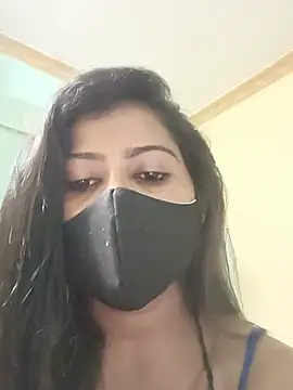 Chat +18 de SANAYA_ROY ao vivo