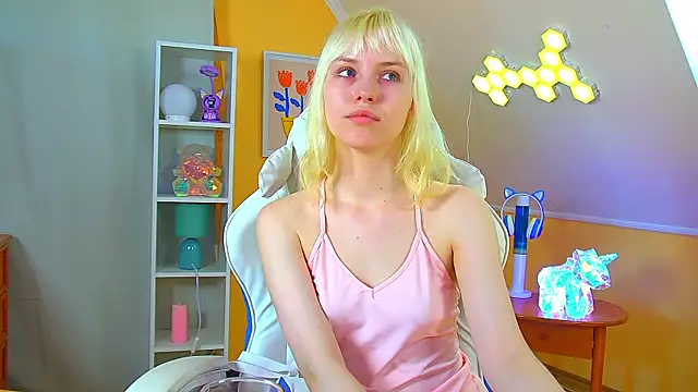 Chat +18 de HannahHollis ao vivo