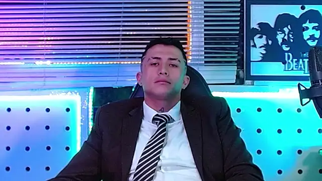 Chat +18 de Godofcumxxx ao vivo