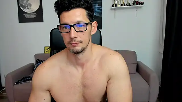 BrutusK08 Chat XXX in diretta