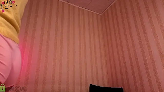 Онлайн чат XXX Eva_Natsumi