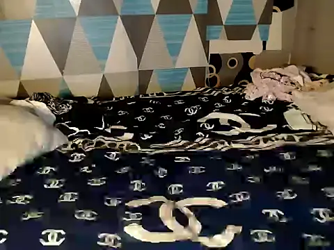 Trish_CurveCock Live XXX-Chat