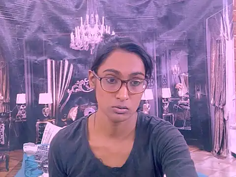 Chat XXX en directo de IndianRebel4u2Luv