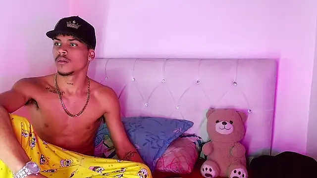 Angel_foxc13 XXX чат на живо