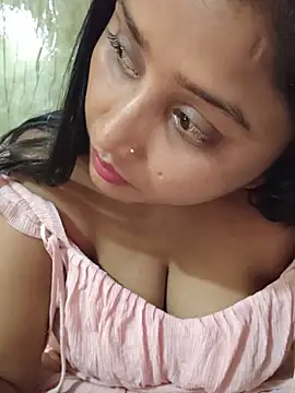 Tridha_2のライブXXXチャット