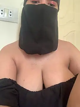 Lozza- Adlı Modelin Web Kamerası Şovu
