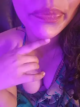 Chat XXX en directo de callmeshreya
