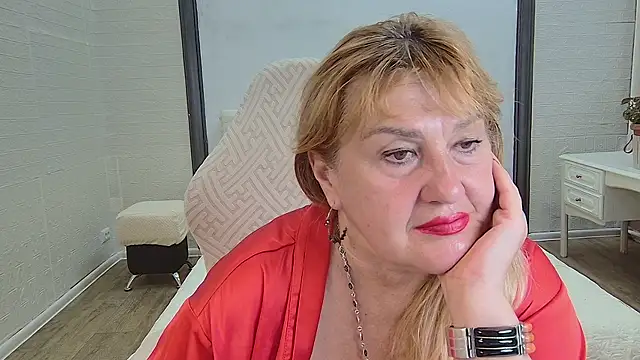 Czat XXX na żywo – EmmaEllison