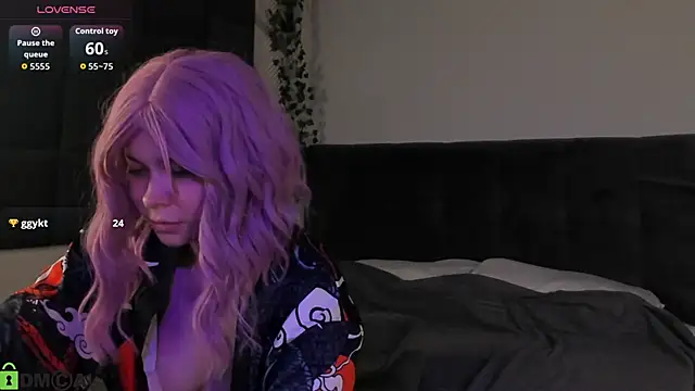Lune_FallenStar élő XXX-chatje