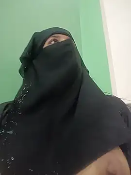 Aafreen_36 élő XXX-chatje