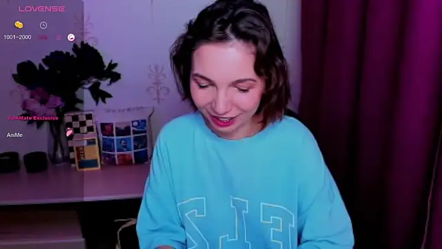KindHazelHere_'s Live XXX Chat