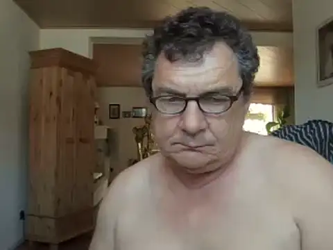Nobbie444 Live XXX-Chat