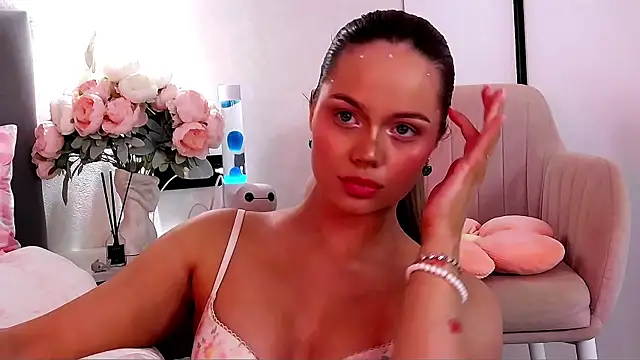 SIlviaBeyt 라이브 XXX 채팅