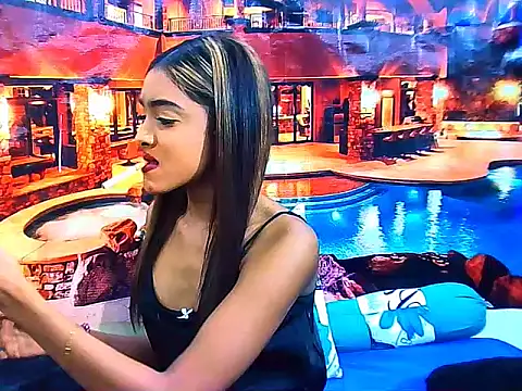IndianPretty14u2Luv élő XXX-chatje