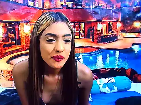 IndianPretty14u2Luv élő XXX-chatje