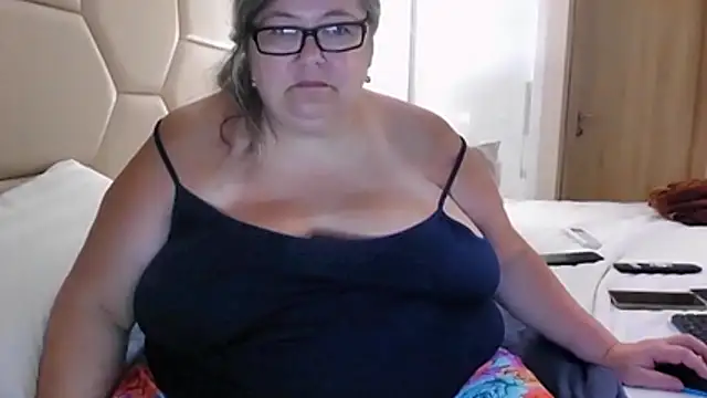 sex2 élő XXX-chatje