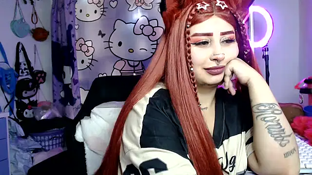 lussyevans24 élő XXX-chatje
